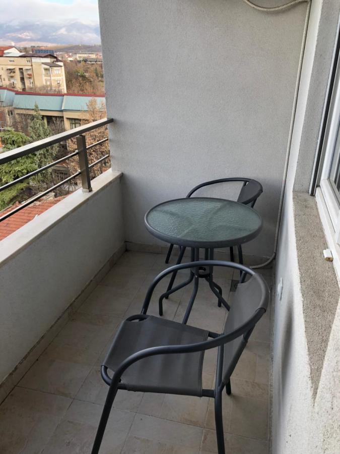 Cozy Apartment In The City Center Skopje Exterior photo