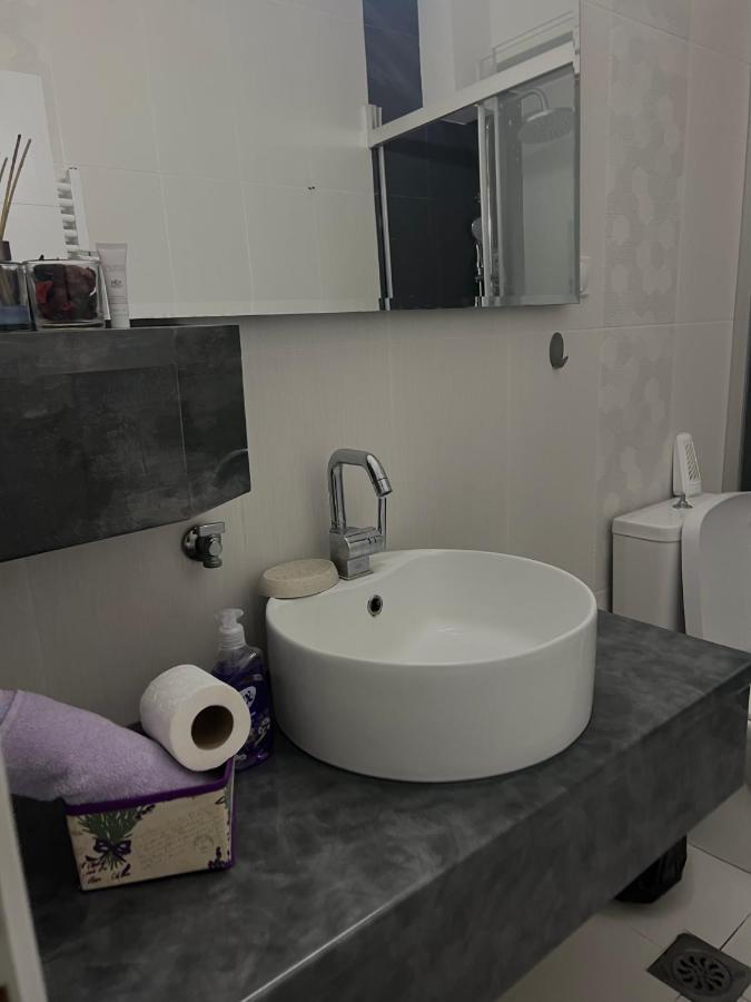 Cozy Apartment In The City Center Skopje Exterior photo